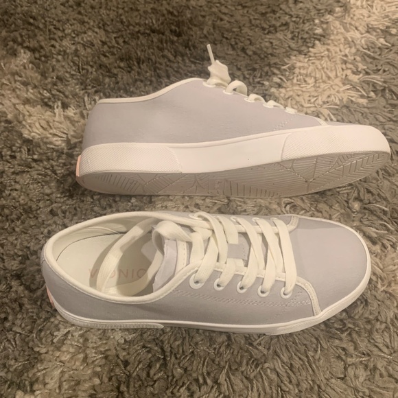 New Vionic Oasis Canvas Sneakers - Picture 3 of 6